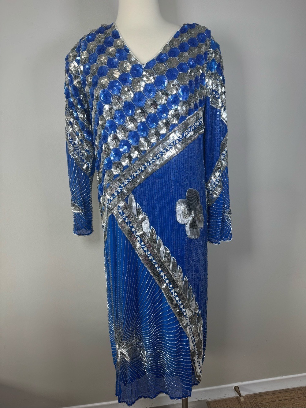 Vintage Silk Blue Sequin V-Neck Long Sleeve Evening Dress with Silver Accents L
